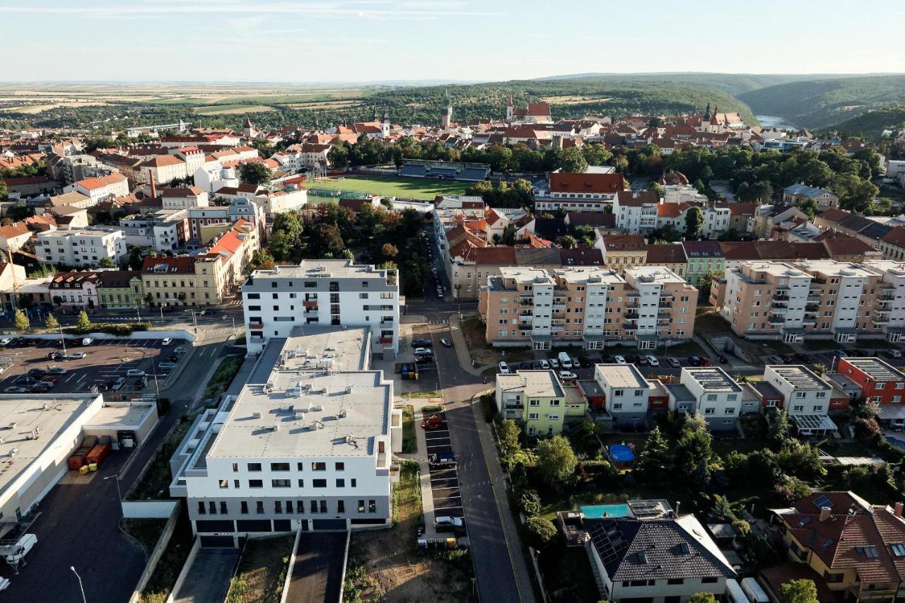 Apartman Aper Apartment Znojmo Luaran gambar